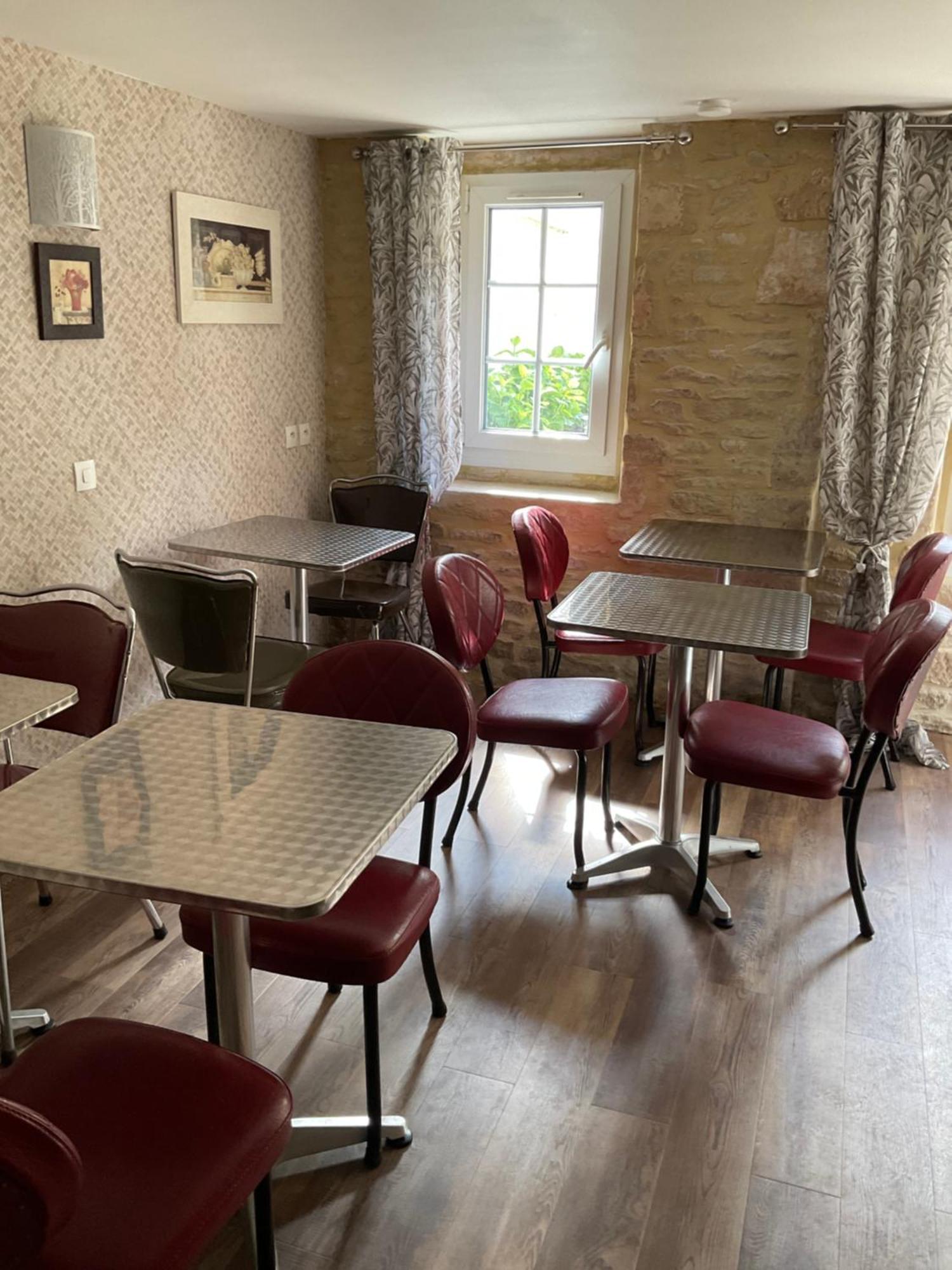 Chambres D'Hotes De L'Ancienne Auberge Thaon Exteriör bild