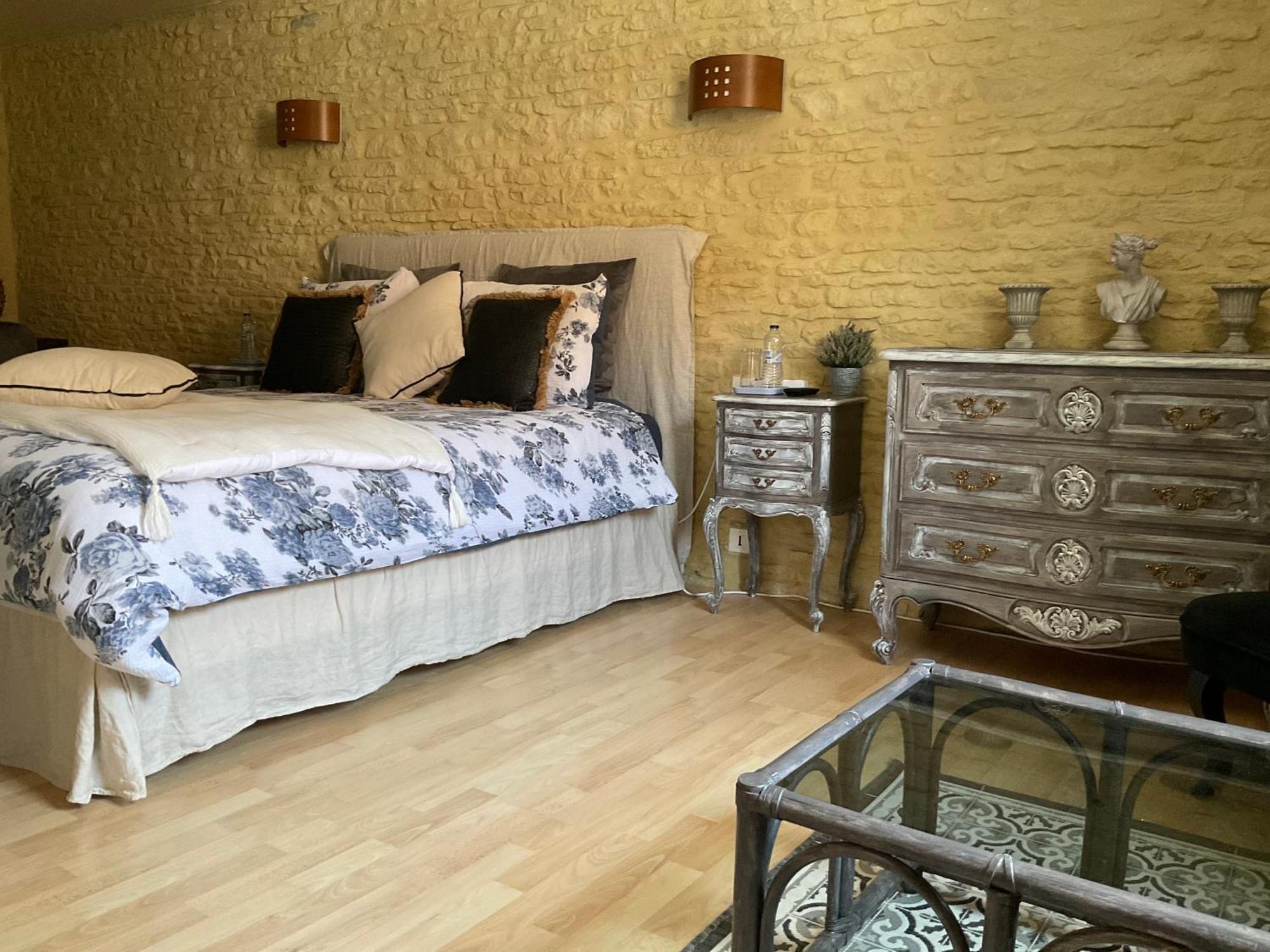 Chambres D'Hotes De L'Ancienne Auberge Thaon Exteriör bild